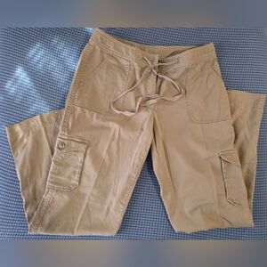 L.L. Bean Favorite Fit Cargo Pants in Tan